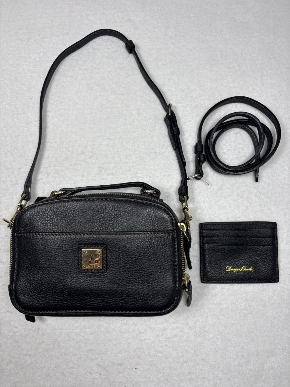 Dooney & Bourke Ambler Double Zip Top Handle Crossbody Shoulder Camera Bag Chic